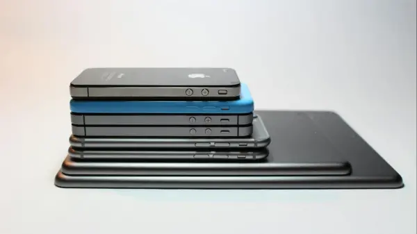 How Smartphones Are Built